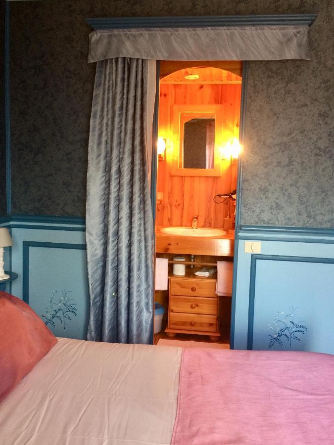 Chambres D'Hotes Du Domaine Capiet Courpiac ภายนอก รูปภาพ